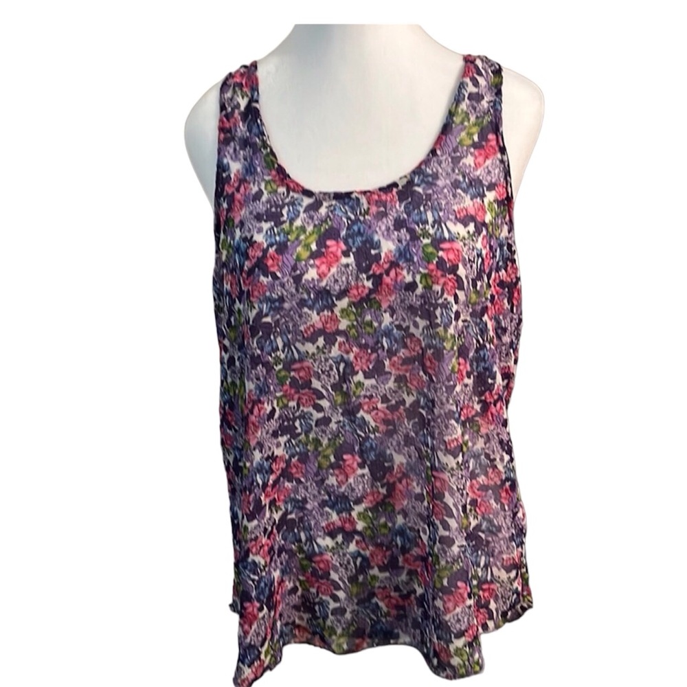 Woman’s Sheer Floral Tank Top. Size M